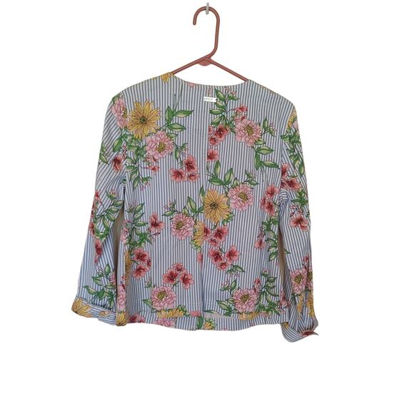 Rafaella Size Medium M Blue Stripe Seersucker Floral Flower Print Blazer Button - Picture 2 of 10